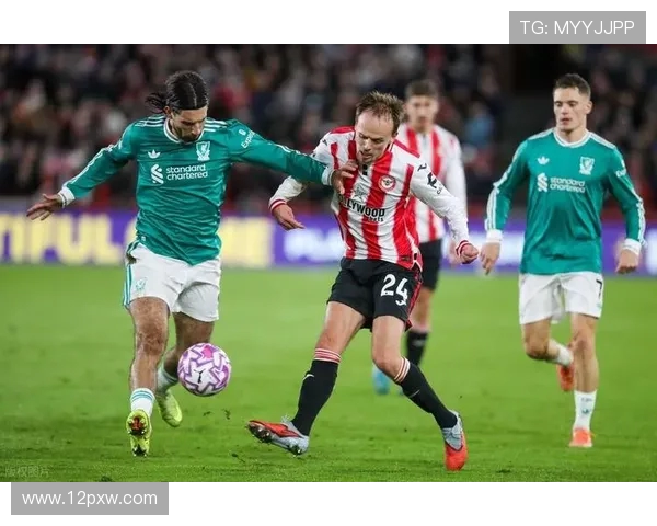 布伦特福德半场两球领先利物浦 瓦塔拉首开纪录沙德再下一城