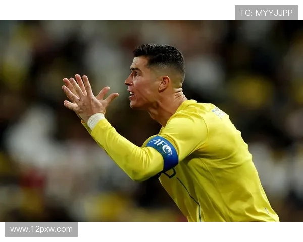 鲁本内维斯马赫雷斯等人嘲讽C罗绝杀点球引发巨大争议